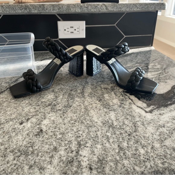 Dolce Vita heels - Picture 2 of 9